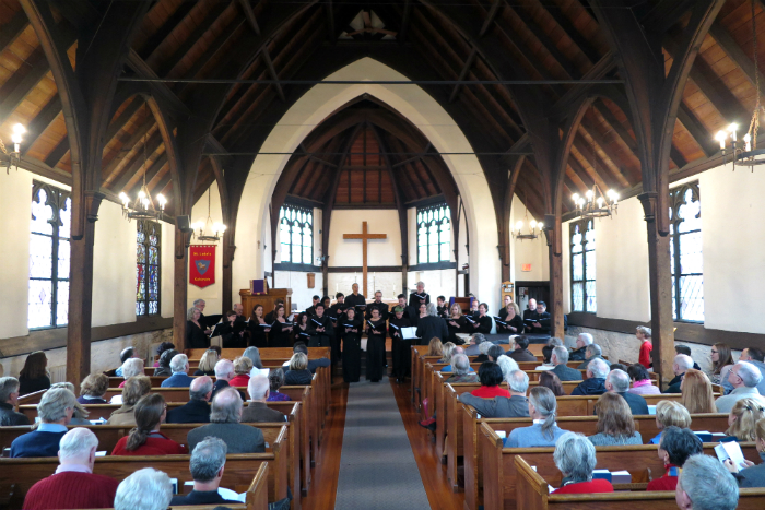 Harold Rosenbaum Conductor presents a Christmas concert.